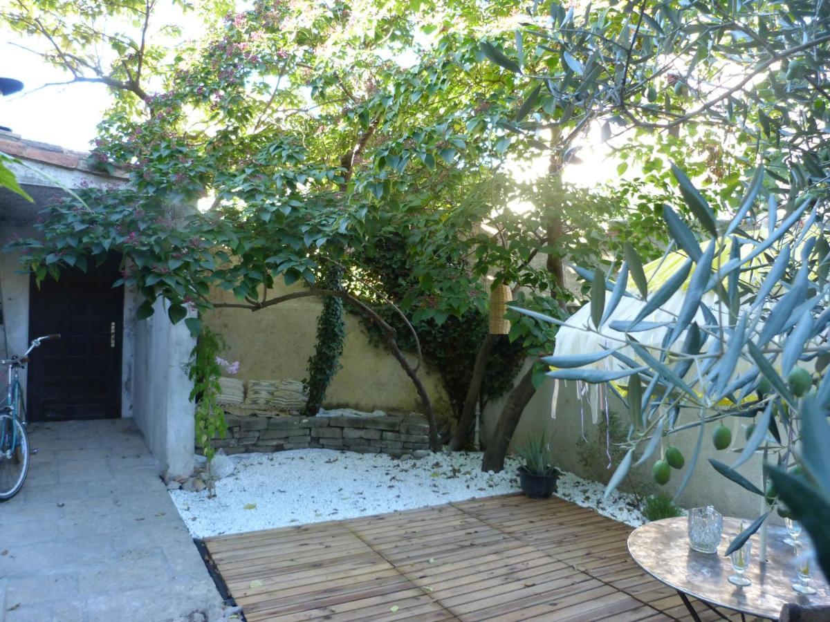 La Summer House Avec Jardin Arles Exterior foto